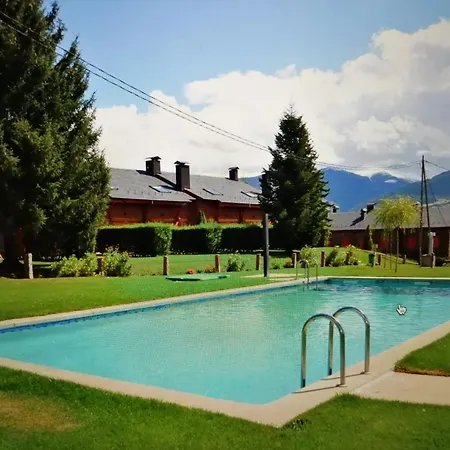 Apartment Atico En Espacioso Y Acogedor Llivia